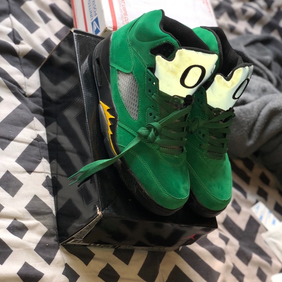 Jordan 5s Oregon Ducks - Picture 7 of 17